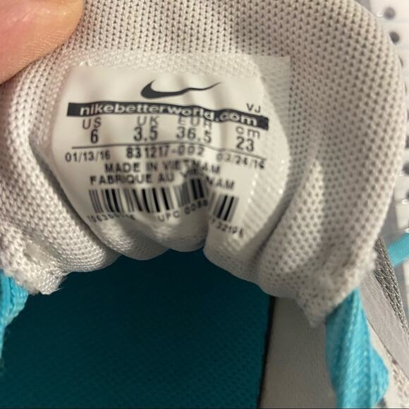 Nike Women's Flex TR 6 Gray Blue Size 6 US Good Condition - Picture 7 of 9